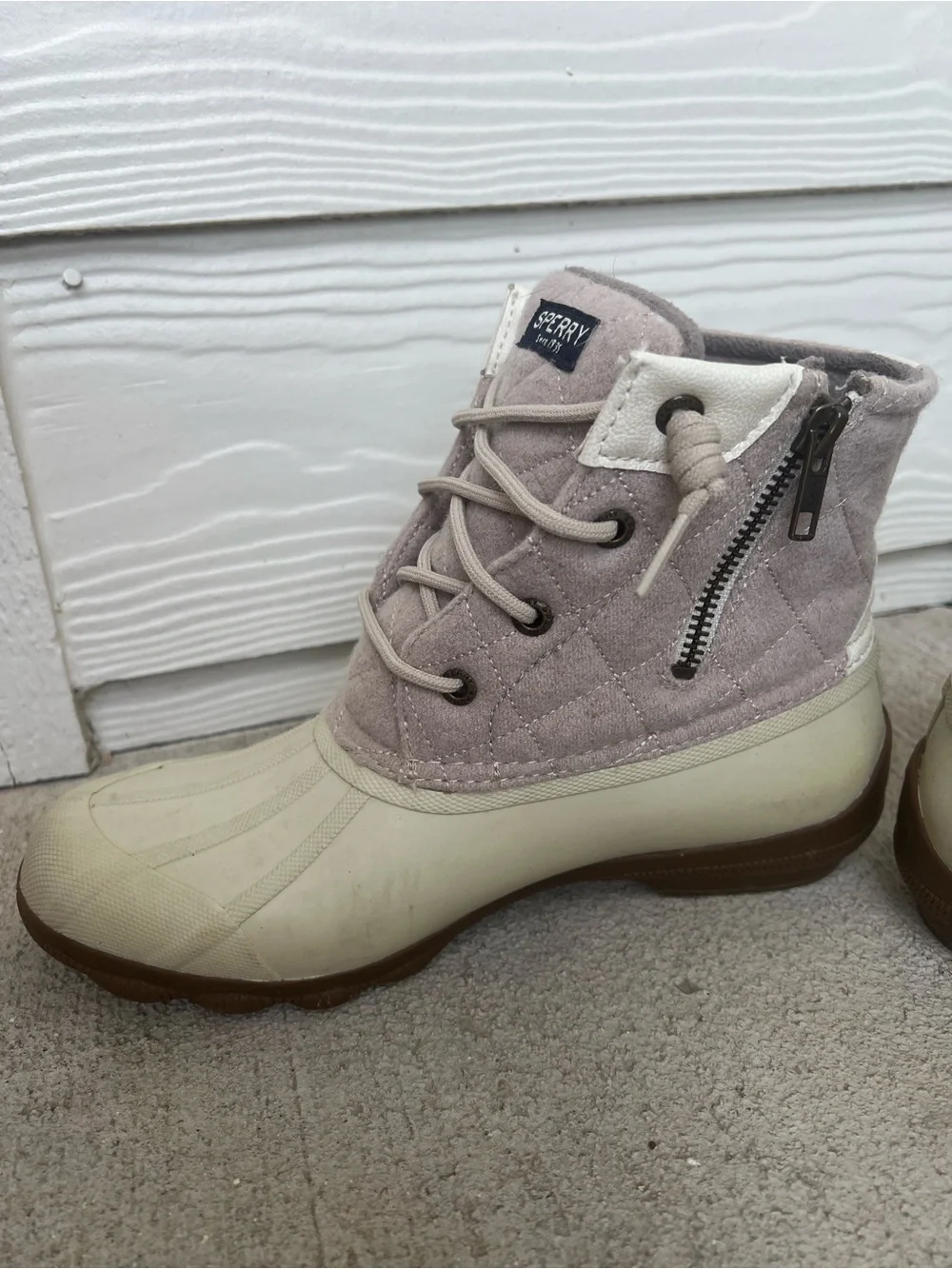 Sperry Women's Two-Texture Duck Boots in Purple and Cream - Size 7.5